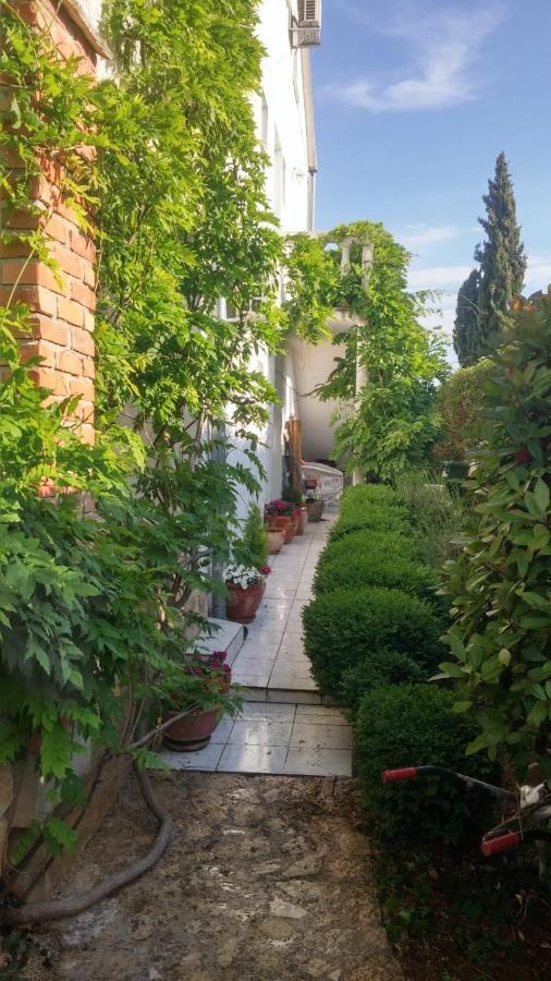 Apartment Jozefina Porec Exterior photo